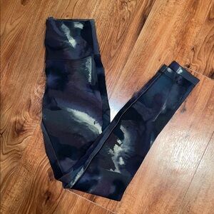 Lululemon Wunder Train High-Rise Tight 28" Size 6